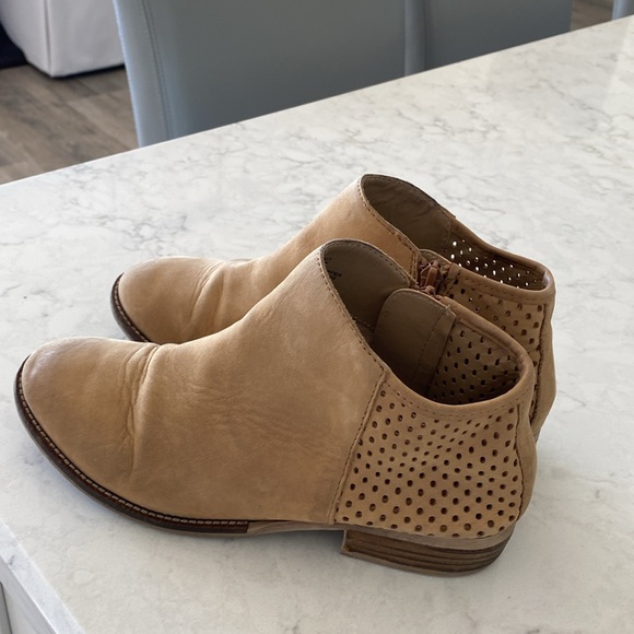 Steve Madden Beverly bootie - Picture 2 of 8